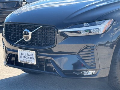 2024 Volvo XC60 B5 Plus Dark Theme