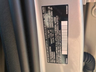 2025 Volvo XC40 B5 Plus Bright Theme